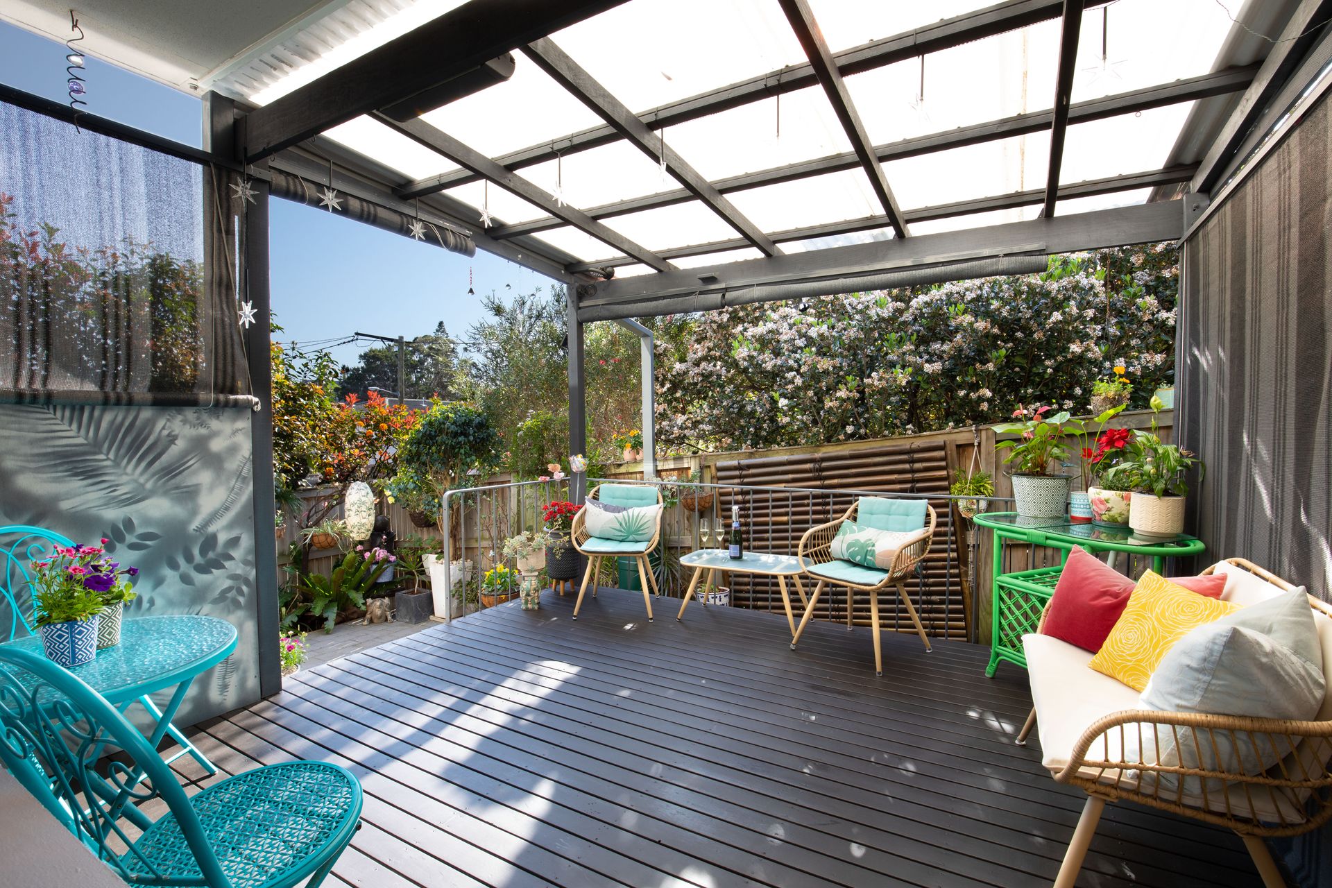 “Walk Everywhere Lifestyle” With Your Inner-city Oasis